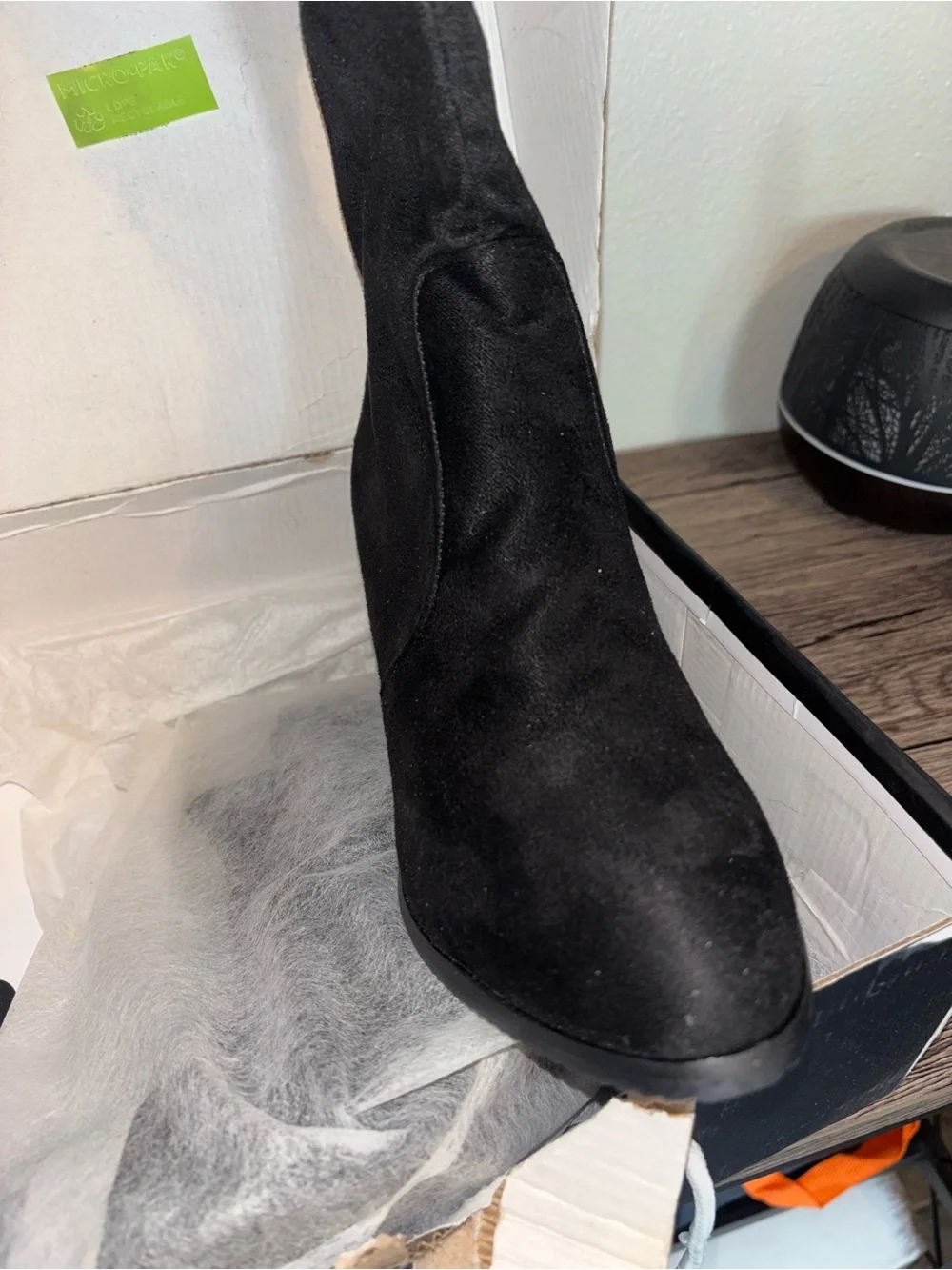 Room of Fashion Tokyo-30W Wide Calf Boots Size 10 Black Suede Block Heel NIB
